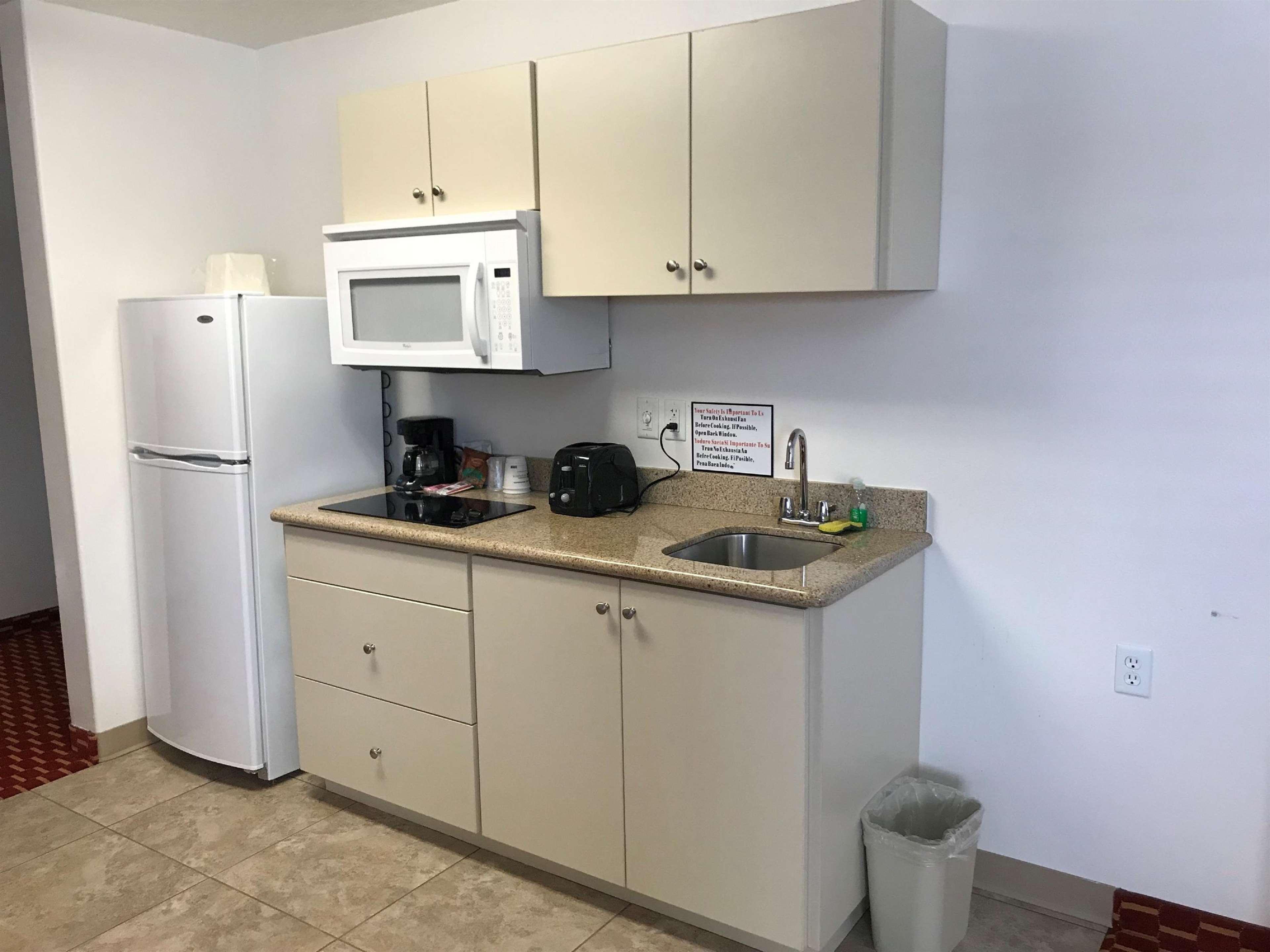 Executive Inn & Suites Extended Stay - Vernal Eksteriør billede