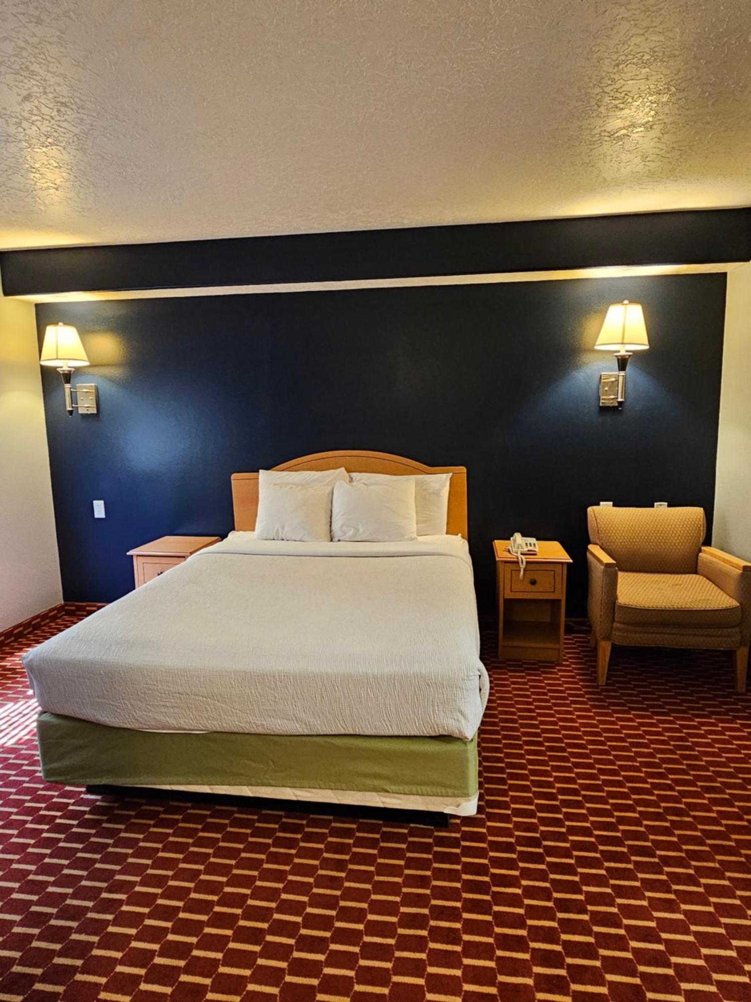 Executive Inn & Suites Extended Stay - Vernal Eksteriør billede